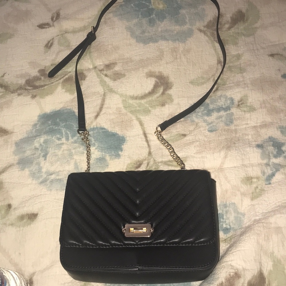 Adorable black purse - Picture 3 of 5